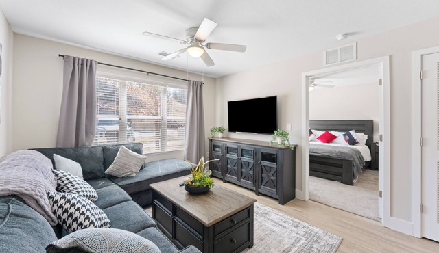 Crimson Cove | Luxe Riverfront Condo | 7 Min to UA | Pool & More!