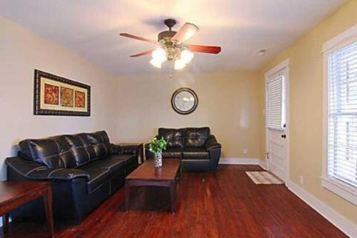Cypress Creek Getaway Near Downtown with Patio