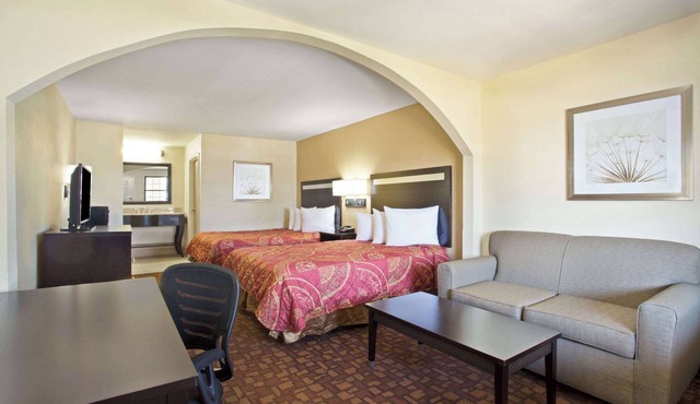 Days Inn by Wyndham Hammond