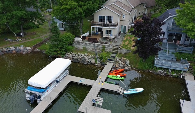 Deepwater Lodge Chicagon Lake- Sleeps 24-Pontoon included-DM for June specials!