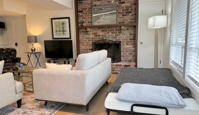 Delightful studio with WiFi in charming Edmonds in Edmonds