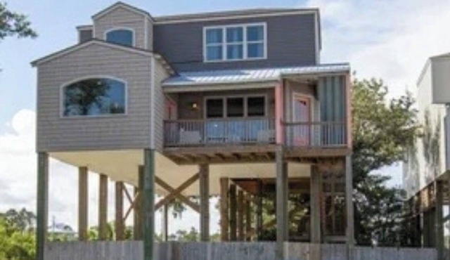 Dewey's Beach House
