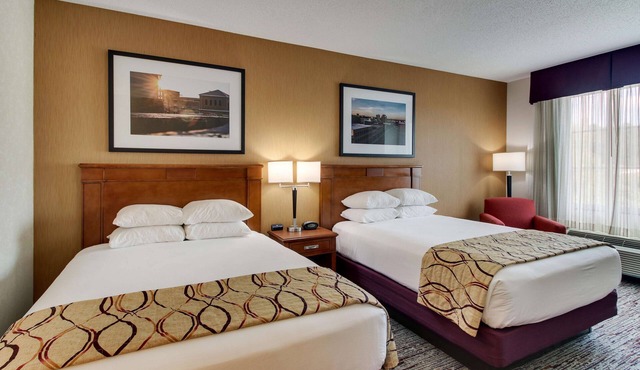 Drury Inn & Suites Meridian