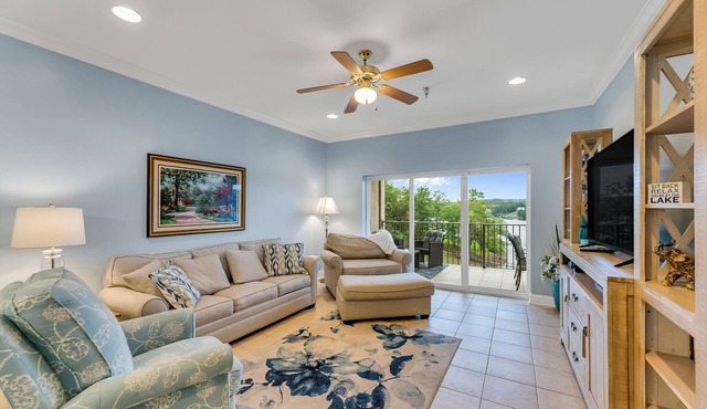 Duncan Bridge 332 - Lots of seating on the balcony for enjoying lake views morning and night!