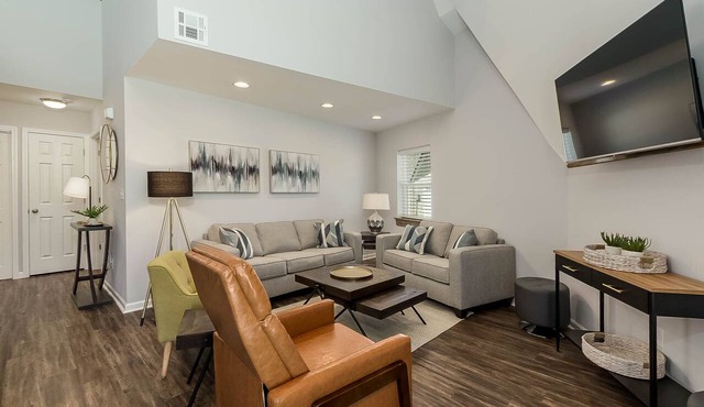 Dynasty Dome 903 - Book for Football Season!