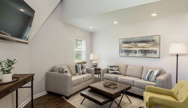 Dynasty Dome 905 - Book for Football Season!
