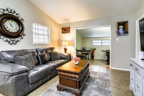 Eacy Access to LSU & Dtwn: Baton Rouge Retreat