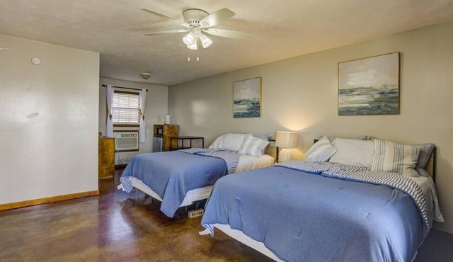 Eagle Landing Hotel Room 2