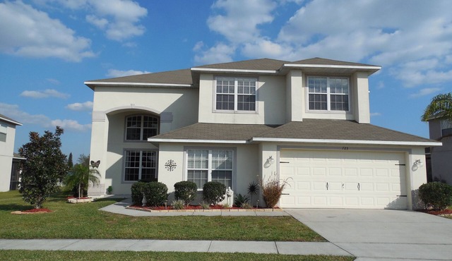 Elegant Urban Home in Disney Area, 6 BR, Pool and Spa