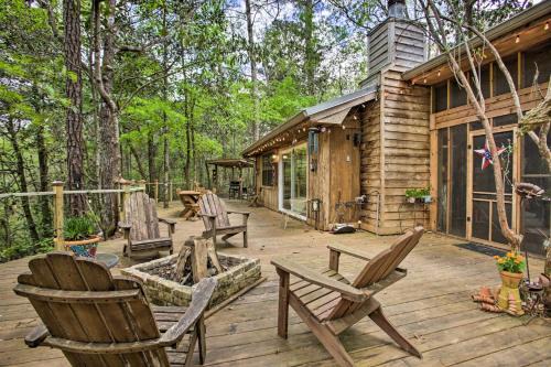 Enchanting 'Whitney Cabin' w/Beach & Creek!