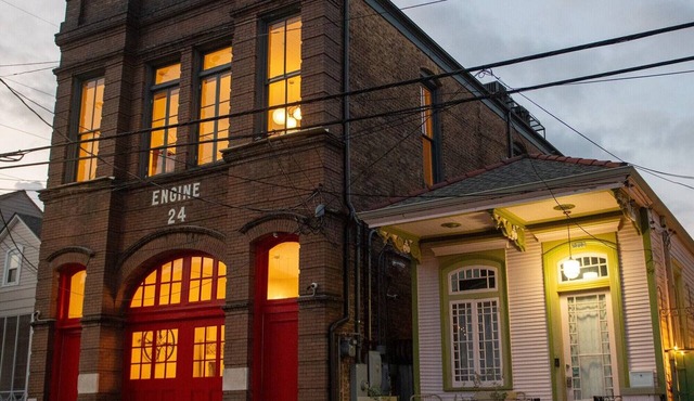 Engine 24 Firehouse Courtyard Room 4