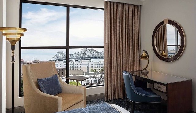 Explore Art and Music, Suite with Balcony, Near New Orleans Jazz Museum!
