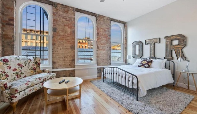 Findlay Suites Explore OTR with an Outdoor Deck in Cincinnati