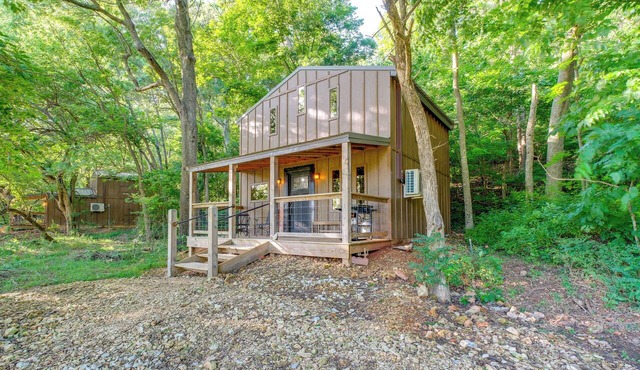 Fish & Hike the Ozarks! Black Ben Bear Cabin in Stella