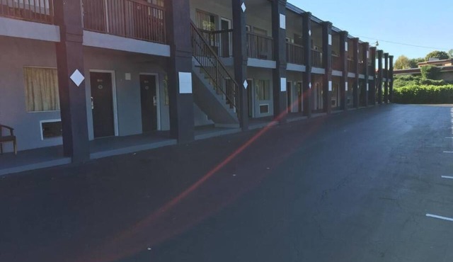 Fulton Inn Motel