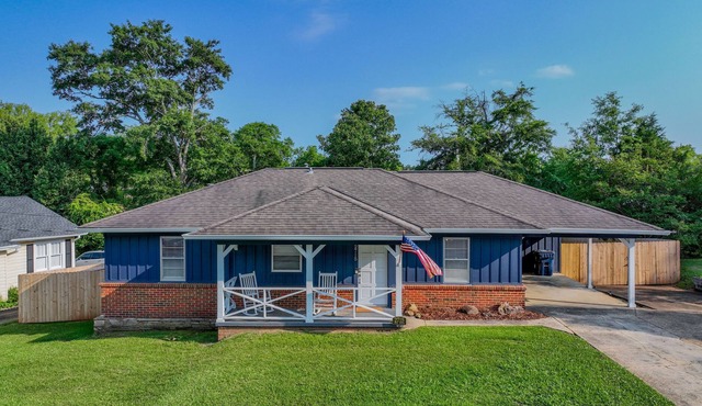 Gameday Cottage - Book Now For Football!