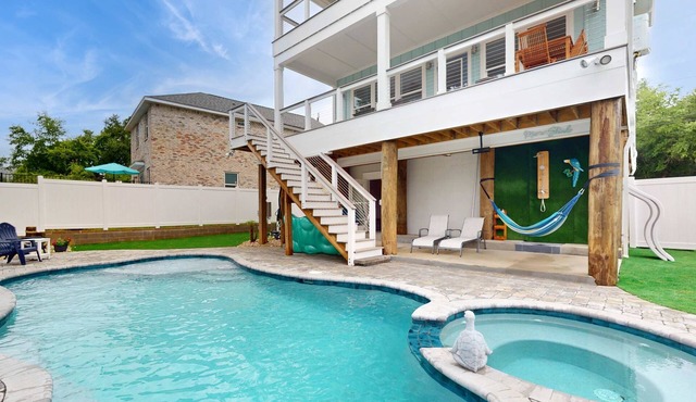 Gorgeous coastal home with private pool and close to beach and golf privileges