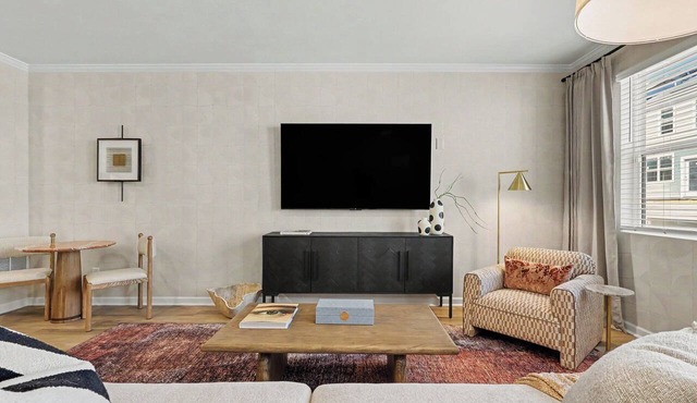 Grant & Groove: Where timeless design meets the rhythm of ATL.