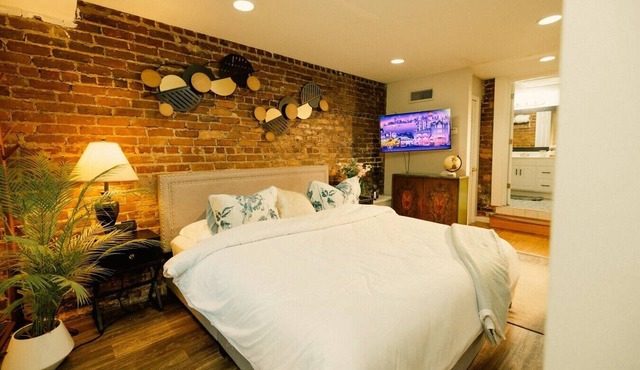 Ground floor flat at Virginia Highlands