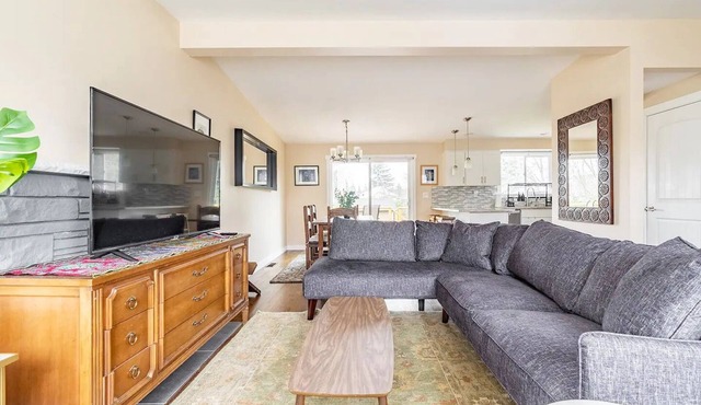Group-Friendly Home with Game Room in Seattle