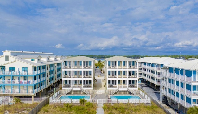 Gulf-Front Retreat | Resort Style Amenities | Ideal for Large Groups