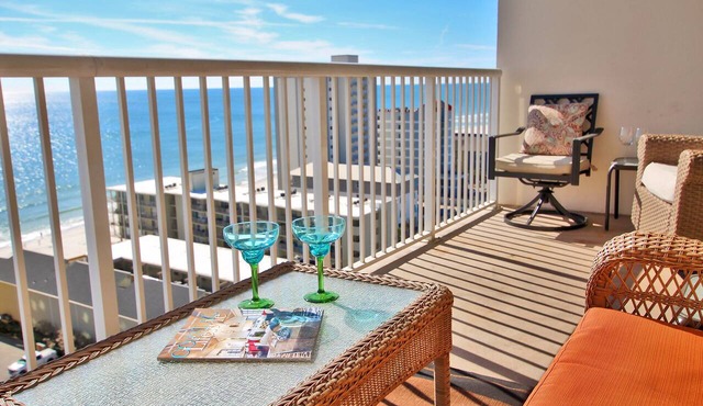 Gulf Shores Condo with Gulf Views | Lazy River, Pools, and Hot Tub | Sleeps 6