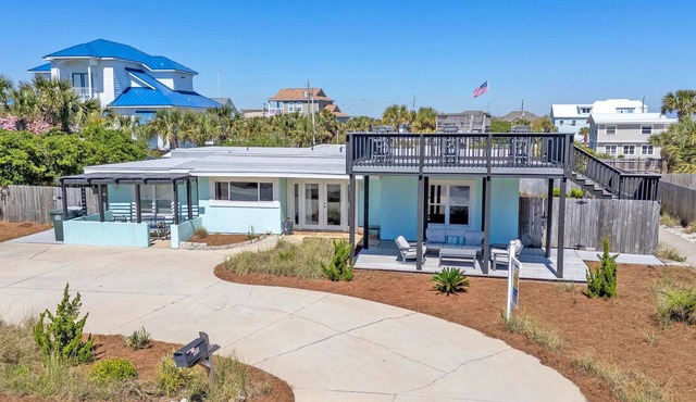 Gulf View Beach Cottage with Rooftop Deck | Pet Friendly