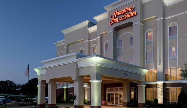 Hampton Inn & Suites Texarkana in Texarkana