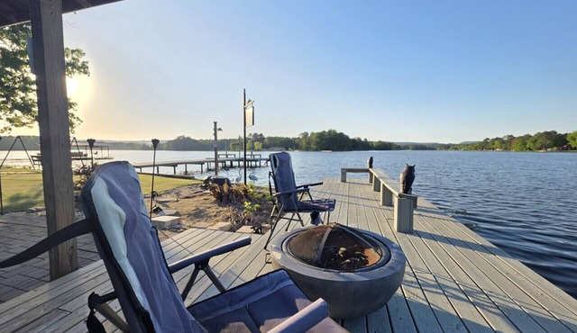 Happy Dock Hideaway Waterfront Vibes Sunset Views