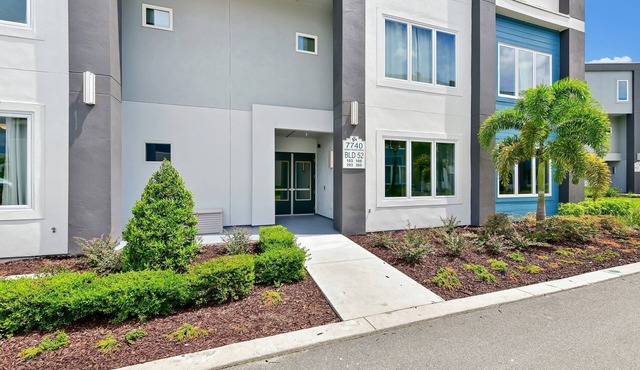 Harmonious Condo near Disney with Resort & Waterpark Access - B52-203
