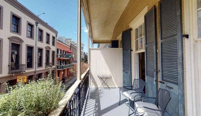 Heart of the French Quarter with Balcony Overlooking St Louis St (Pet Friendly!)