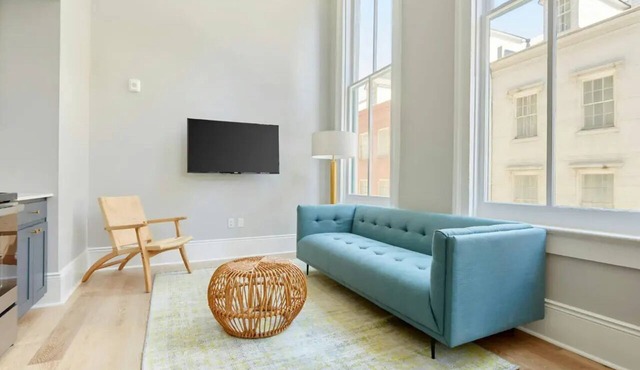 Historic Canal St Stay Steps from Bourbon & the French Quarter | The Harlequin