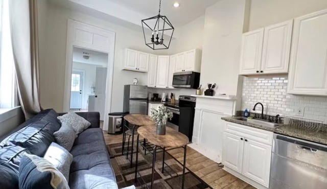 Historic New Orleans Shotgun Home 5 Minutes to French Quarter - Spacious! 2916