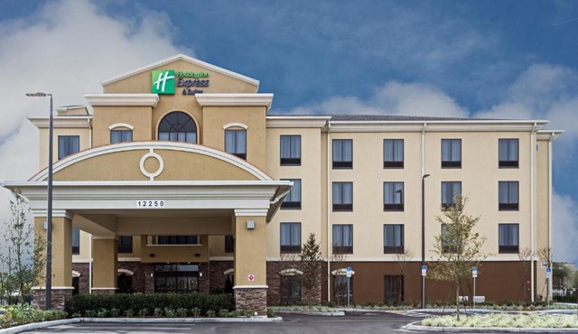 Holiday Inn Express Hotel & Suites Orlando East-UCF Area by IHG