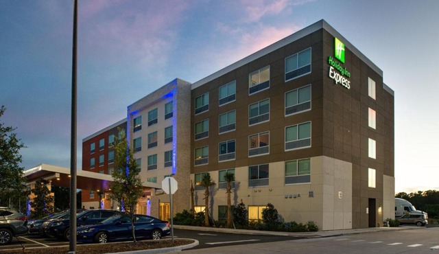 Holiday Inn Express Orlando - South Park by IHG