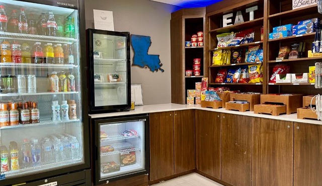 Holiday Inn Express & Suites Sulphur - Lake Charles by IHG