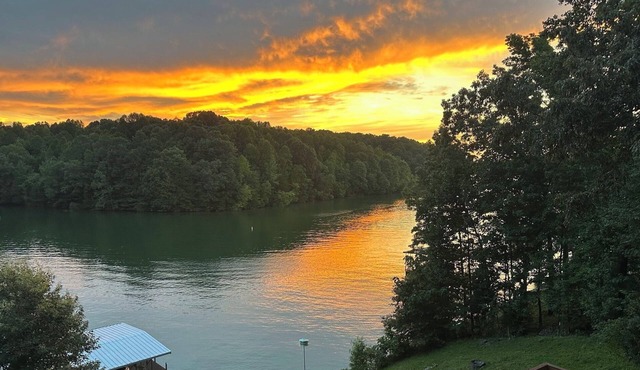 Hopkins Point Lake View