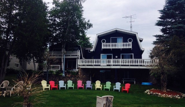 HURRY! July 4th Cancellation: The Lake House is Available July 4-11. Sleeps 21
