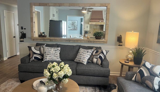 In Dacula, super clean 4-bedroom home in a warm, welcoming community.