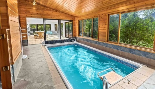 Indoor Pool and Hot Tub, Video Games, Fire Pit