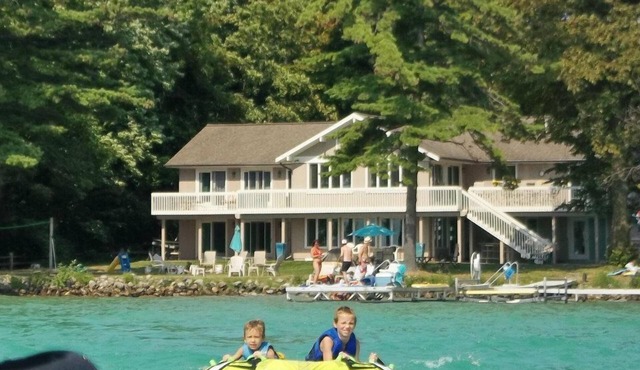 July 24-31 2026 is open! 198’ pvt frontage🌊☀️🕶️ on Elk Lake