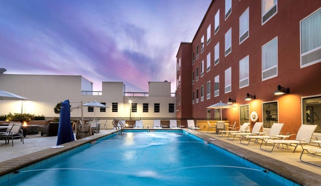 King Suite. Free Breakfast. Outdoor Pool. Gym. Your Next Trip!