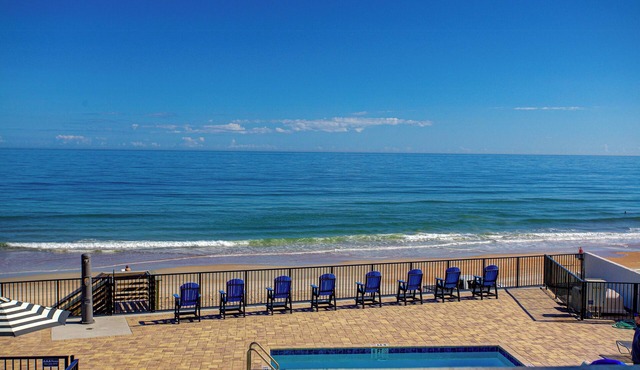 La Bella Oceanfront Inn