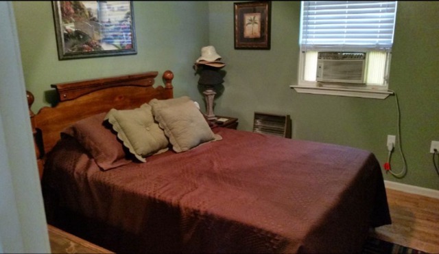 Lake House on the beautiful False River.2 bedroom 1 bath