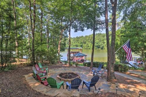 Lake Martin Dock House with Fire Pit, Game Room, Deck
