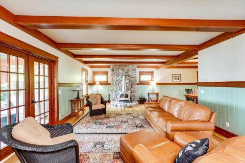 Lakefront Hamlin Home w/Fire Pit & Dock