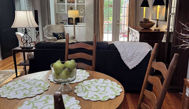 Lakeview Privacy in the Heart of Thomasville