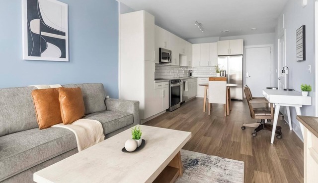 Landing | Amazing 1BD, Gym, Courtyard