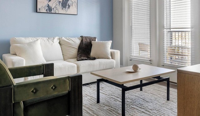 Landing | Amazing 2BD, Courtyard, Clubhouse