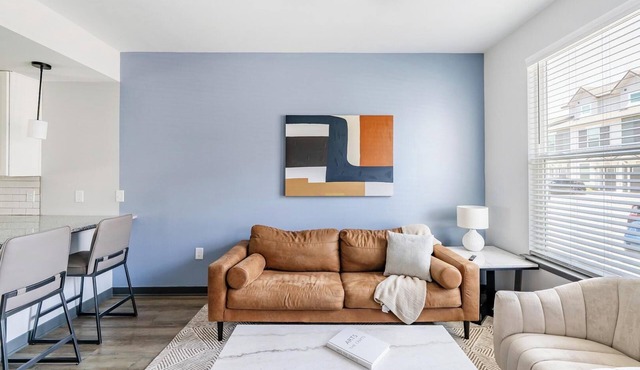 Landing | Amazing 3BD, Game Room, Rooftop Lounge